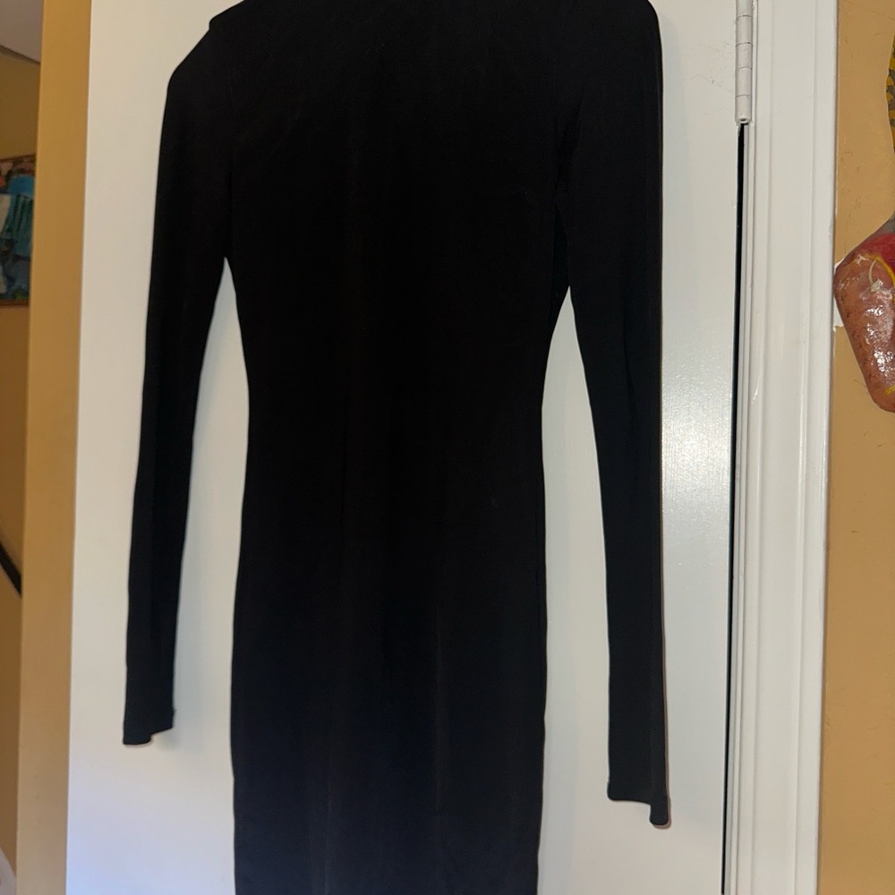 Alice + Olivia Classic Black Long Sleeve Dress
